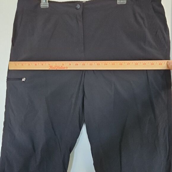 L.L.Bean Hiking Pants Women’s 16‎ Black Cropped Straight Leg Stretch Lightweight - Picture 7 of 10